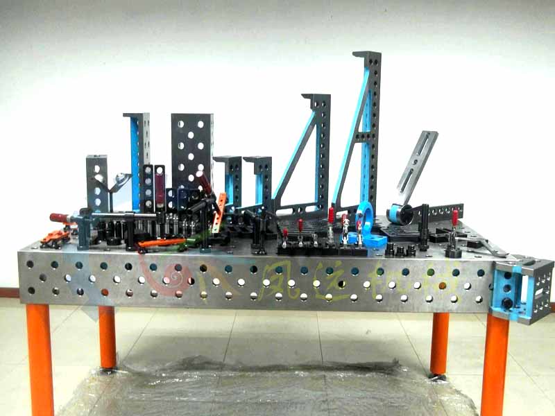 三維柔性工裝平臺  柔性工裝平臺  焊接工裝  工作臺